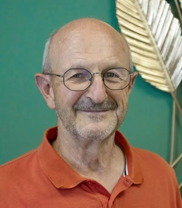 Dr Philippe Combe - Diplômé en pharmacie